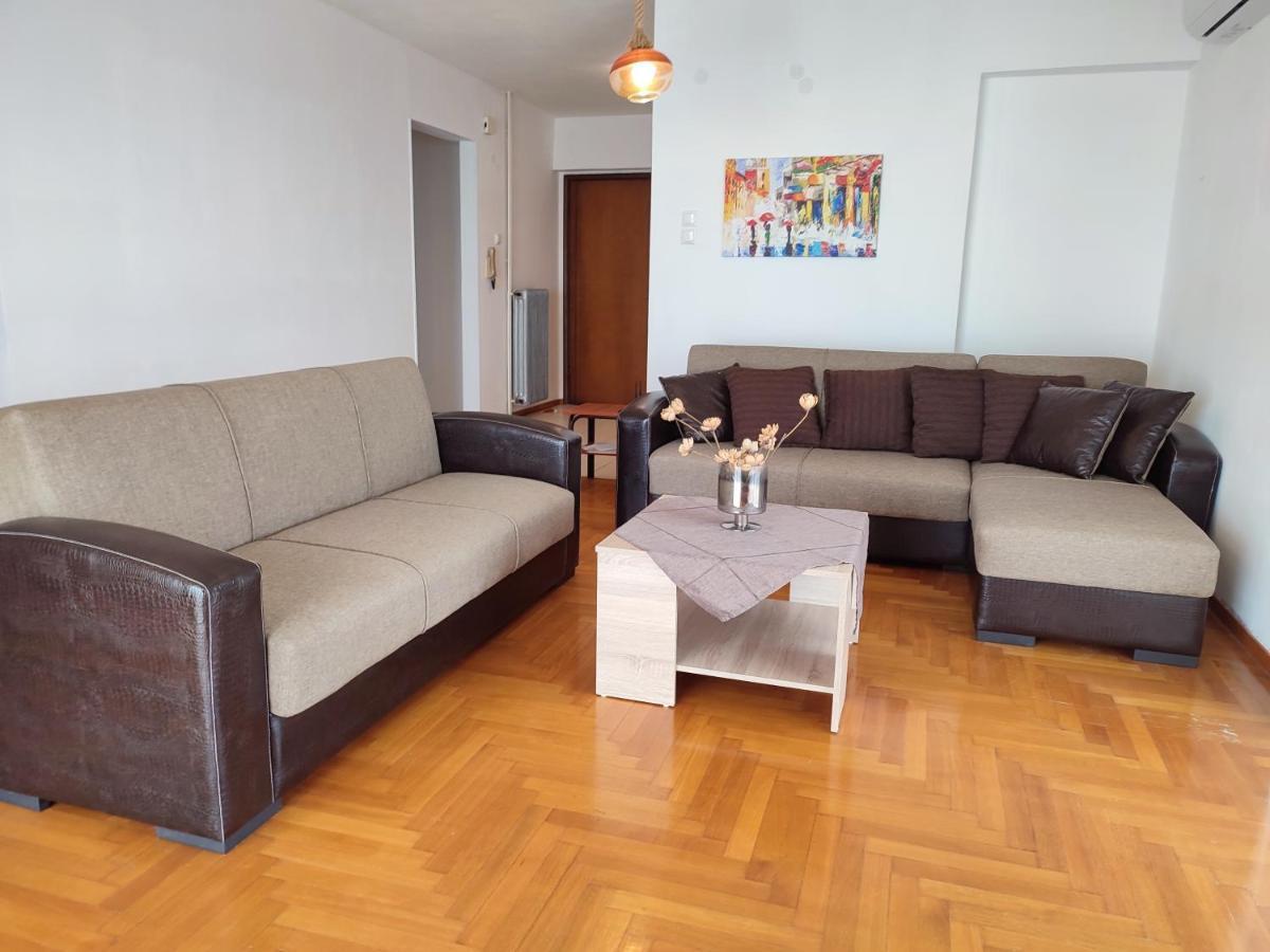 Thea Court Clio & Erato Apartments PalaiónTsiflíkion Eksteriør bilde