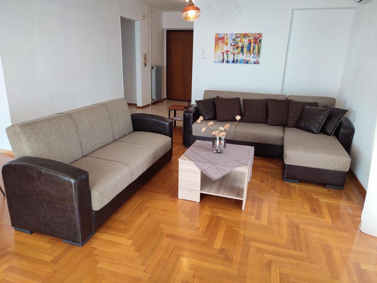 Thea Court Clio & Erato Apartments PalaiónTsiflíkion Eksteriør bilde