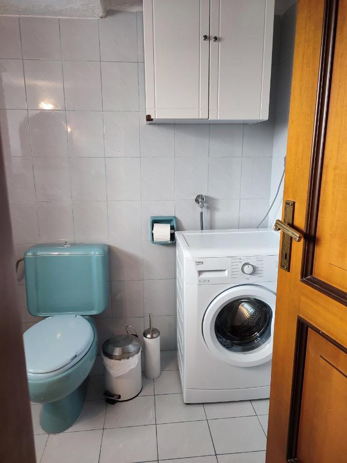 Thea Court Clio & Erato Apartments PalaiónTsiflíkion Eksteriør bilde
